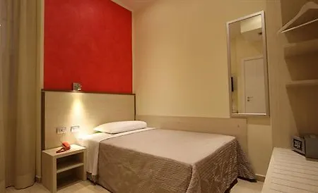 La Madonnina 3* Μιλάνο