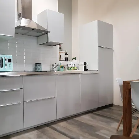 Domus Navigli Apartament *