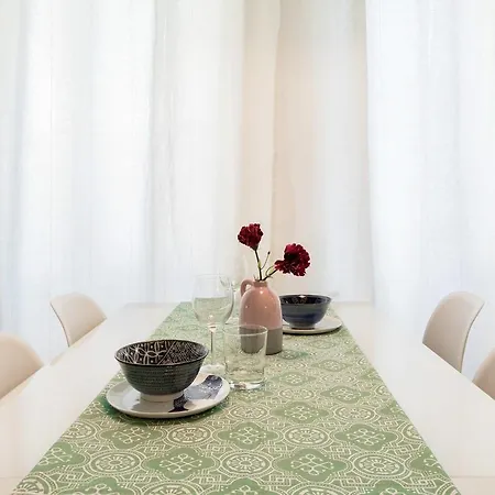 Apartment Hintown Poma *