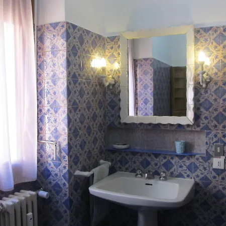 Couette-café Welcome To My House 4*