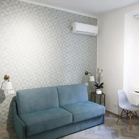 Bligny 42 - Bocconi Apartman *