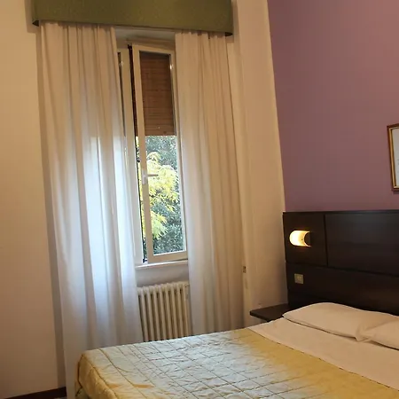Hotel Catalani E Madrid 2*
