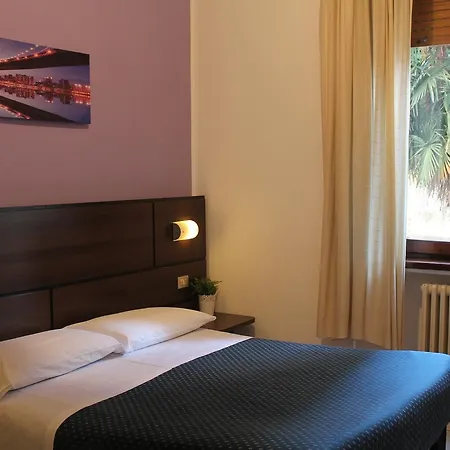 Catalani E Madrid Hotel