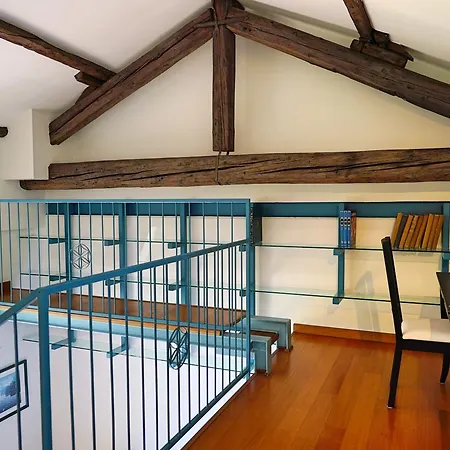 Apartamento Fabulous Attic With View