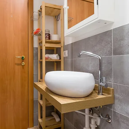 Alessia's Flat - Sarpi 2 Daire