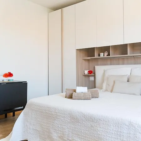 Alessia's Flat - Sarpi 2