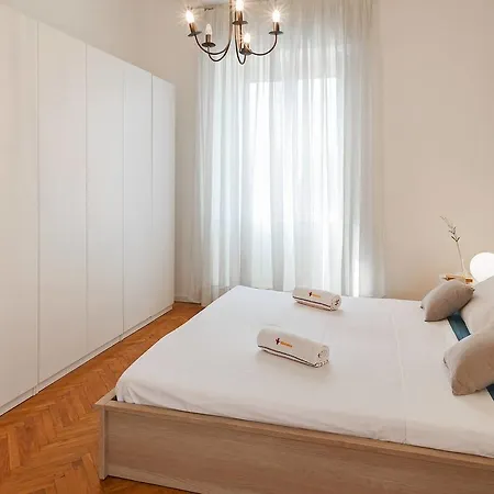 Appartement Hintown Vigoni 2 *