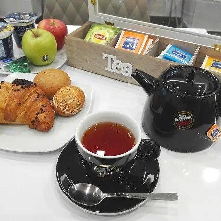 Отель Dover Милан