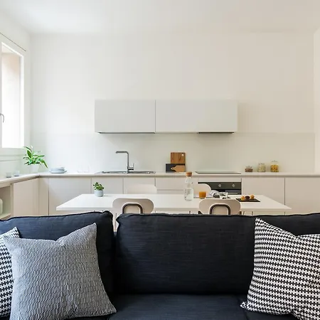 Apartment Altido Lovely 1-bed Flat With Balcony & Free Parking