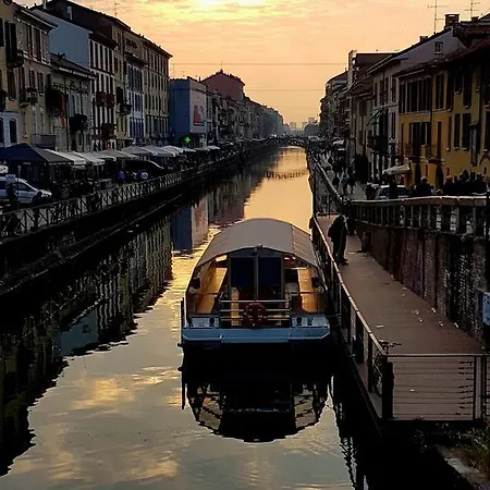 The Boheme Vintage Junior ---- Cozy & Quiet & Comfortable With Private Bathroom & Fully Equipped Kitchenette & Cozy Balcony - Lift To 4th Floor - Metro' -green Subway Porta Genova 2*