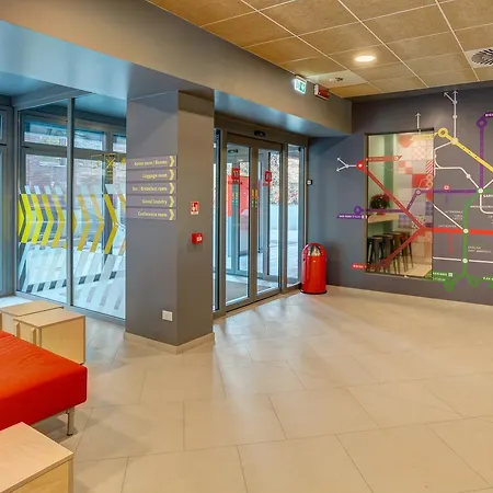 Hostel Meininger Garibaldi Μιλάνο