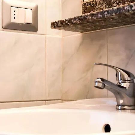 22 Marzo 2* Milánó