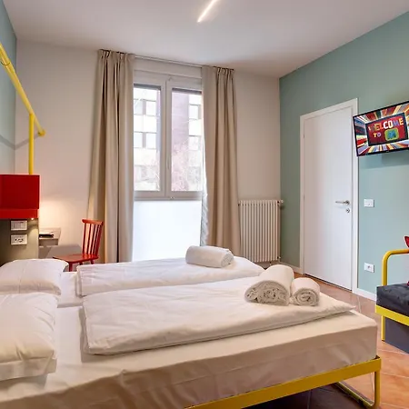 مينينغر ميلانو غاريبالدي *