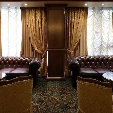 Sina De La 4* Mailand