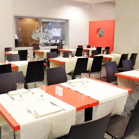 Hotel Ih Lorenteggio Milan