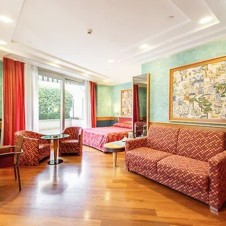 Brunelleschi Hotel 4*