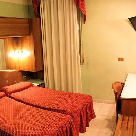 Vienna Hotell 3*