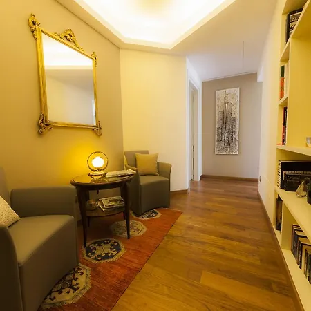 Bronzino House 3* ミラノ