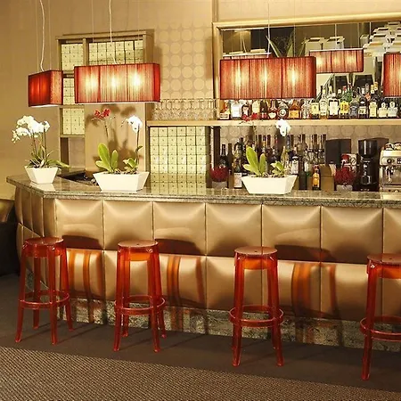 Hotel Blaise & Francis 4*