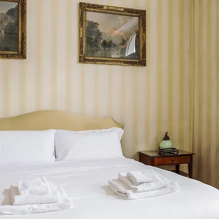Hotel Piacenza 3*