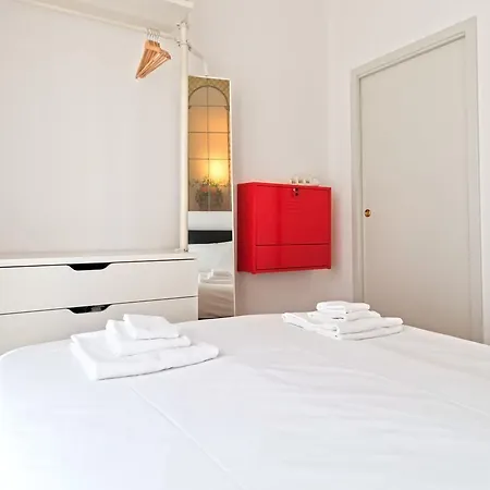 Appartamento Italianway Easy - Dogana 3 *