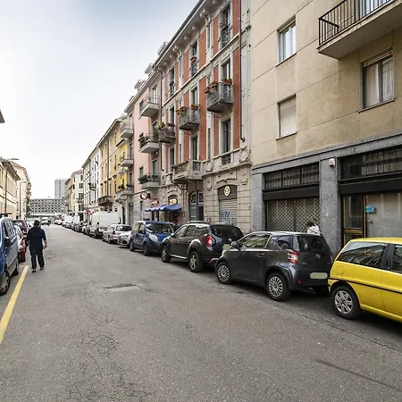 Carmagnola 15 Boutique - By Yoof