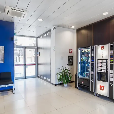 Apartament Camplus Lambrate Casa Per Ferie