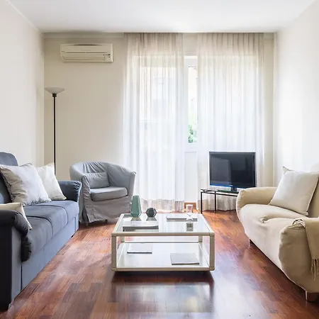 Homeathotel - Reina Apartment