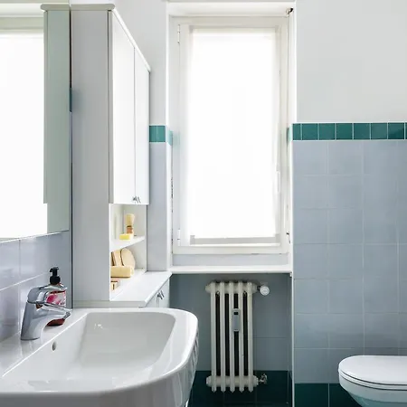 Homeathotel - Reina Daire