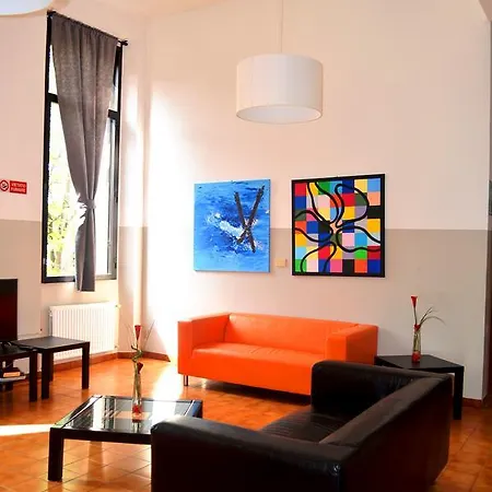 Konukevi Casa Per Ferie Achille Ricci Milano