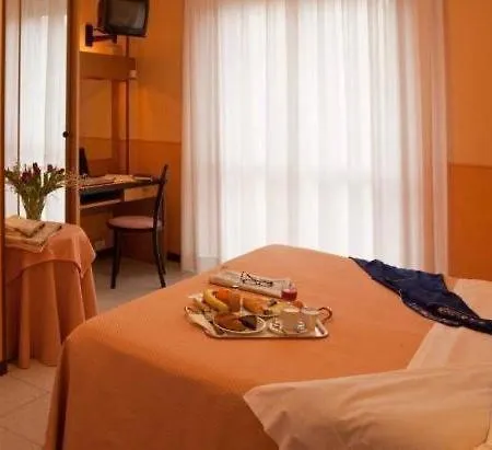 Giardino 3* Милан