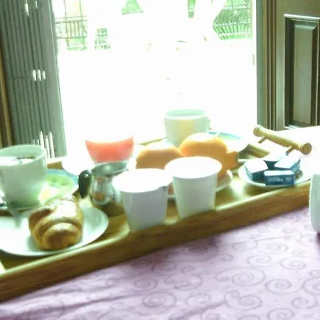 Monteverdi Garden Bed & Breakfast 5*