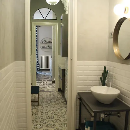 Apartment Porta Garibaldi Flat Milan