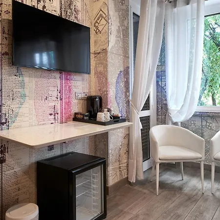Eleganti Suite In Piazzale Lagosta Guest house Milan