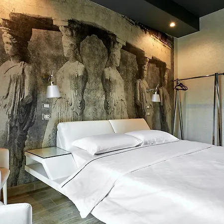 Eleganti Suite In Piazzale Lagosta 2*