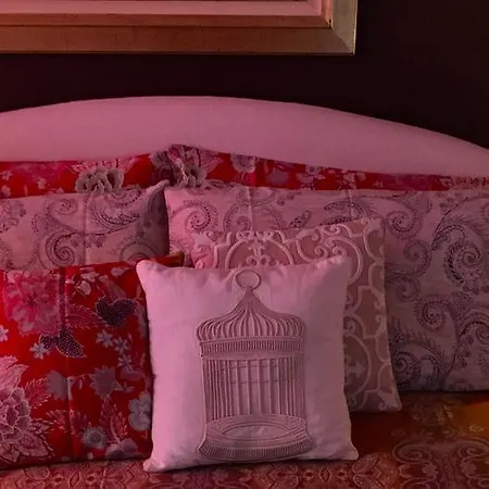 Oda ve Kahvaltı B&B La Casa Di Lara Milano