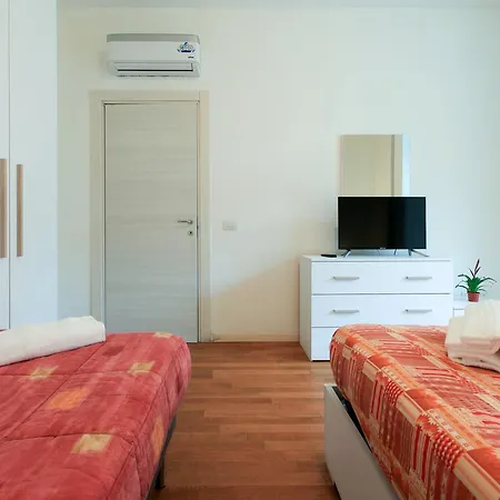 Red Line Division Gæstehus 3*