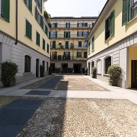 Zebra Naviglio 2* Милан