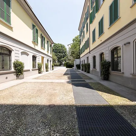 Zebra Naviglio Гостевой дом Милан