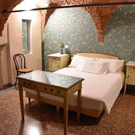 Ca' Monteggia Guest house 2*