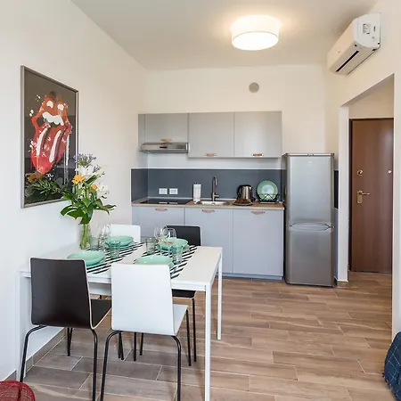 Certosa Colorful Mini Flats Apartament Mediolan