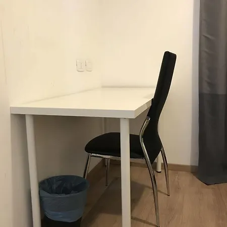 Elite Loreto فندق ميلان