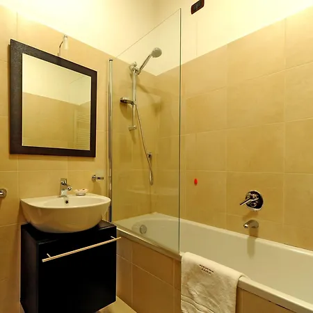 Bed & Breakfast Zara 2*
