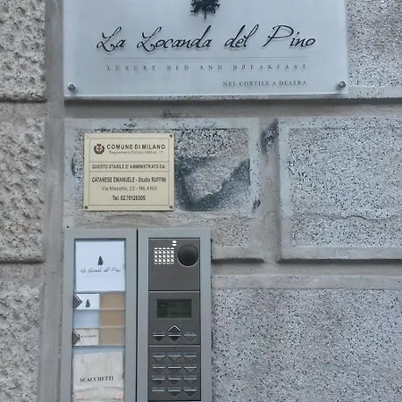 La Del Pino 2*
