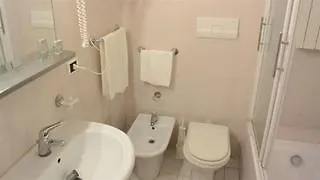 Corallo 3* Milánó