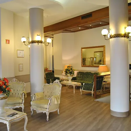 Hotel Mokinba King 4*