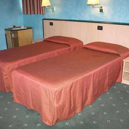 Ginosi Arizona Милан