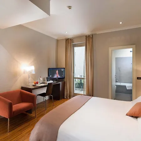 Hotel Townhouse 12 4*