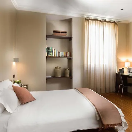 Townhouse 12 4* Milan