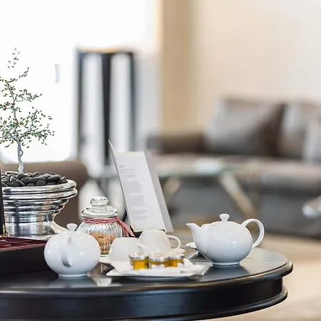 Townhouse 12 Hotel Milán